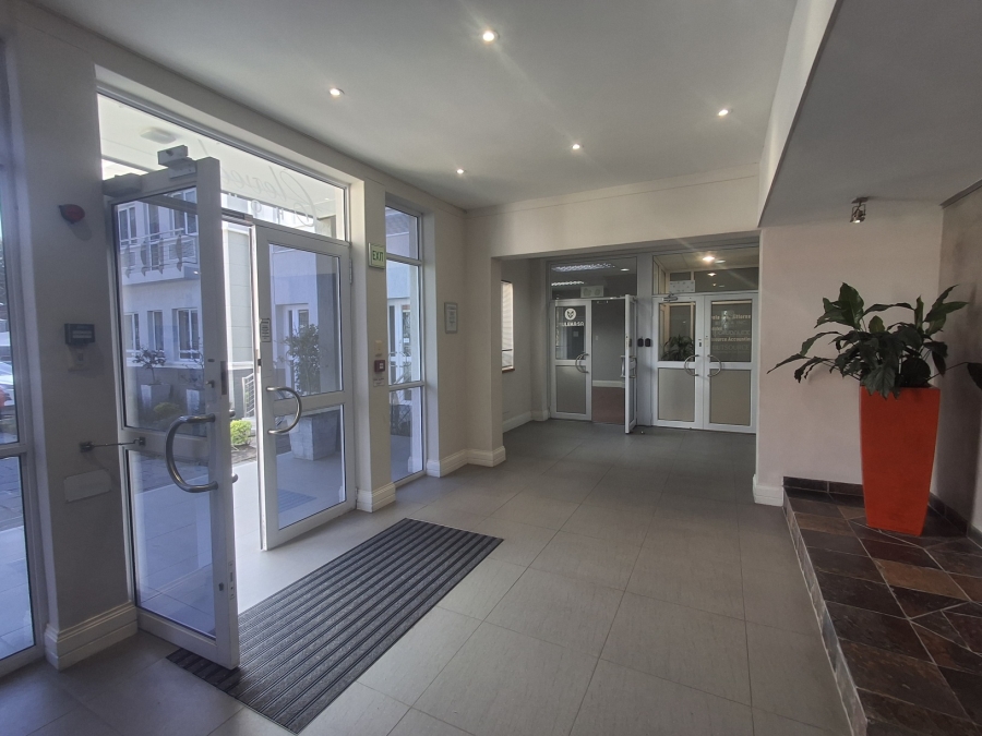 To Let Commercial Property for Rent in Berea Eastern Cape